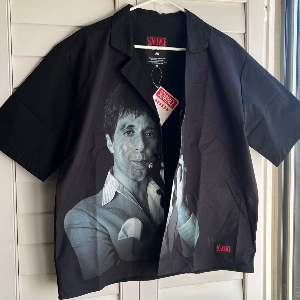 Reason X Scarface Tony Montana Short Sleeve Shirt Box Fit - Size M
